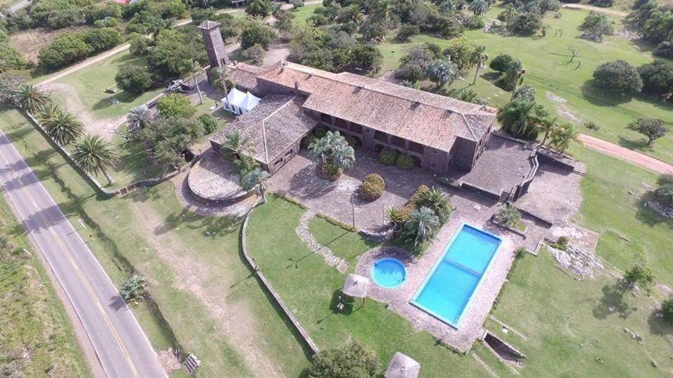 Hosteria Fortin de San Miguel Dieciocho de Julio Buitenkant foto