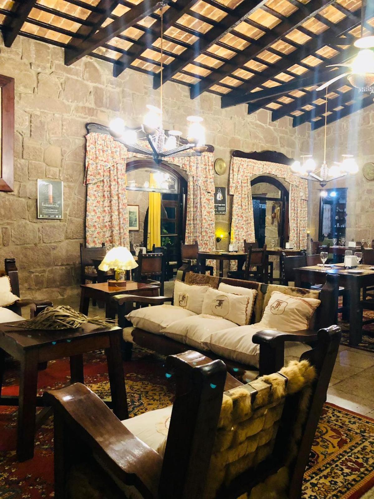 Hosteria Fortin de San Miguel Dieciocho de Julio Buitenkant foto